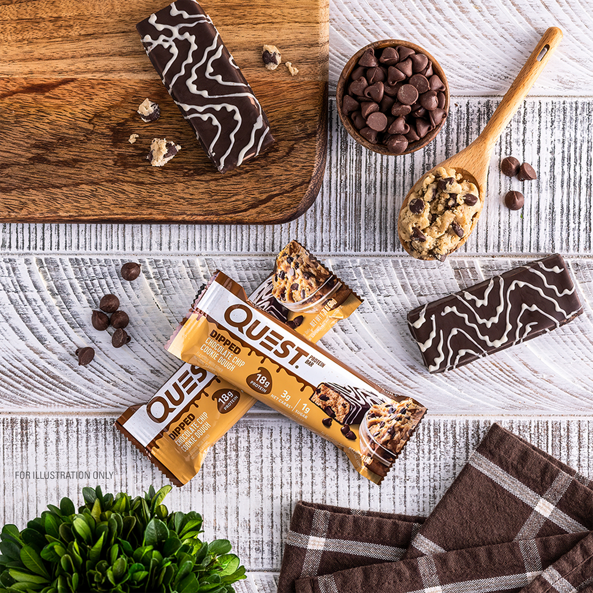 dipped-chocolate-chip-cookie-dough-protein-bar-r1 qst-012268_dipped-chocolate-chip-cookie-dough-protein-bar_7.png